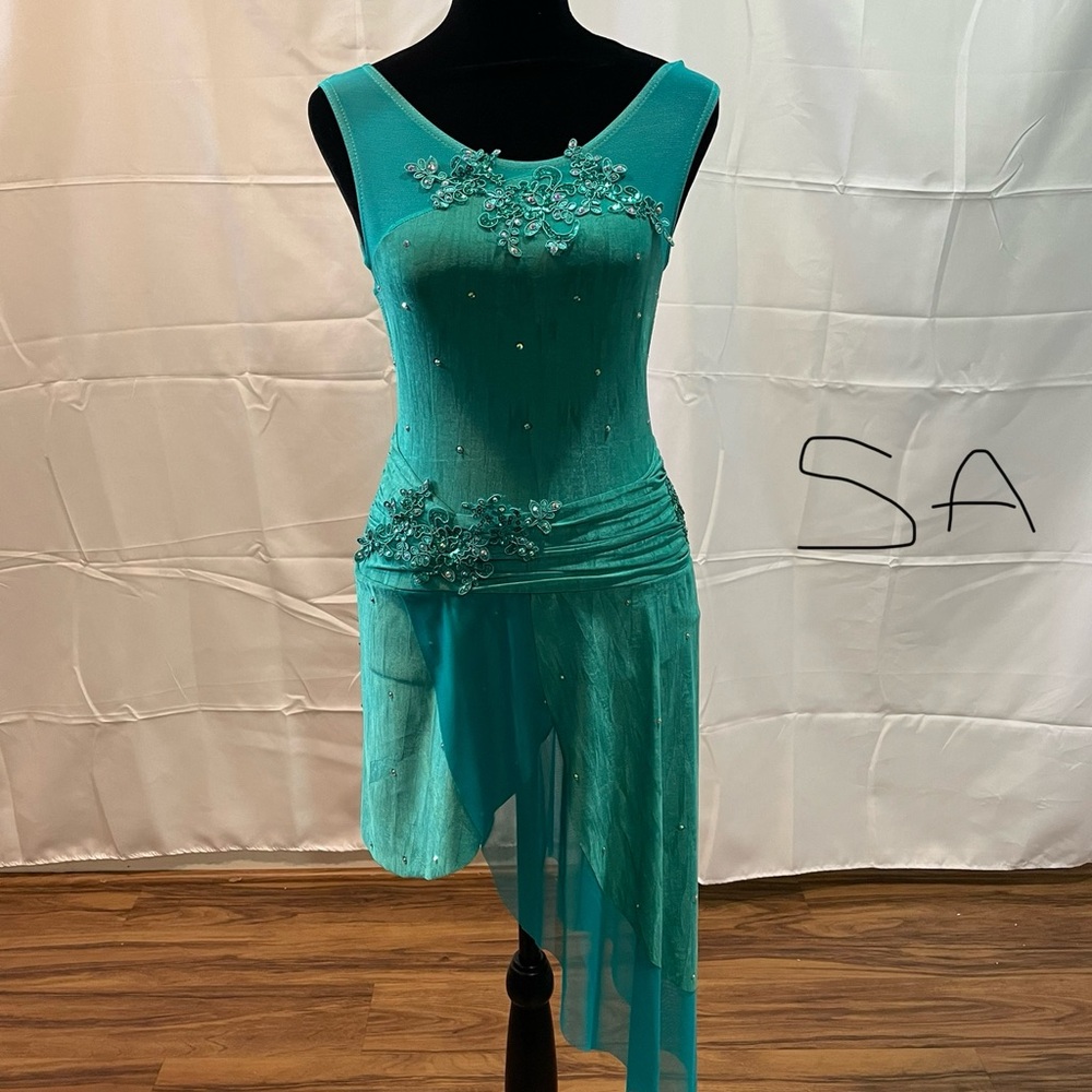 Brand new costume never worn